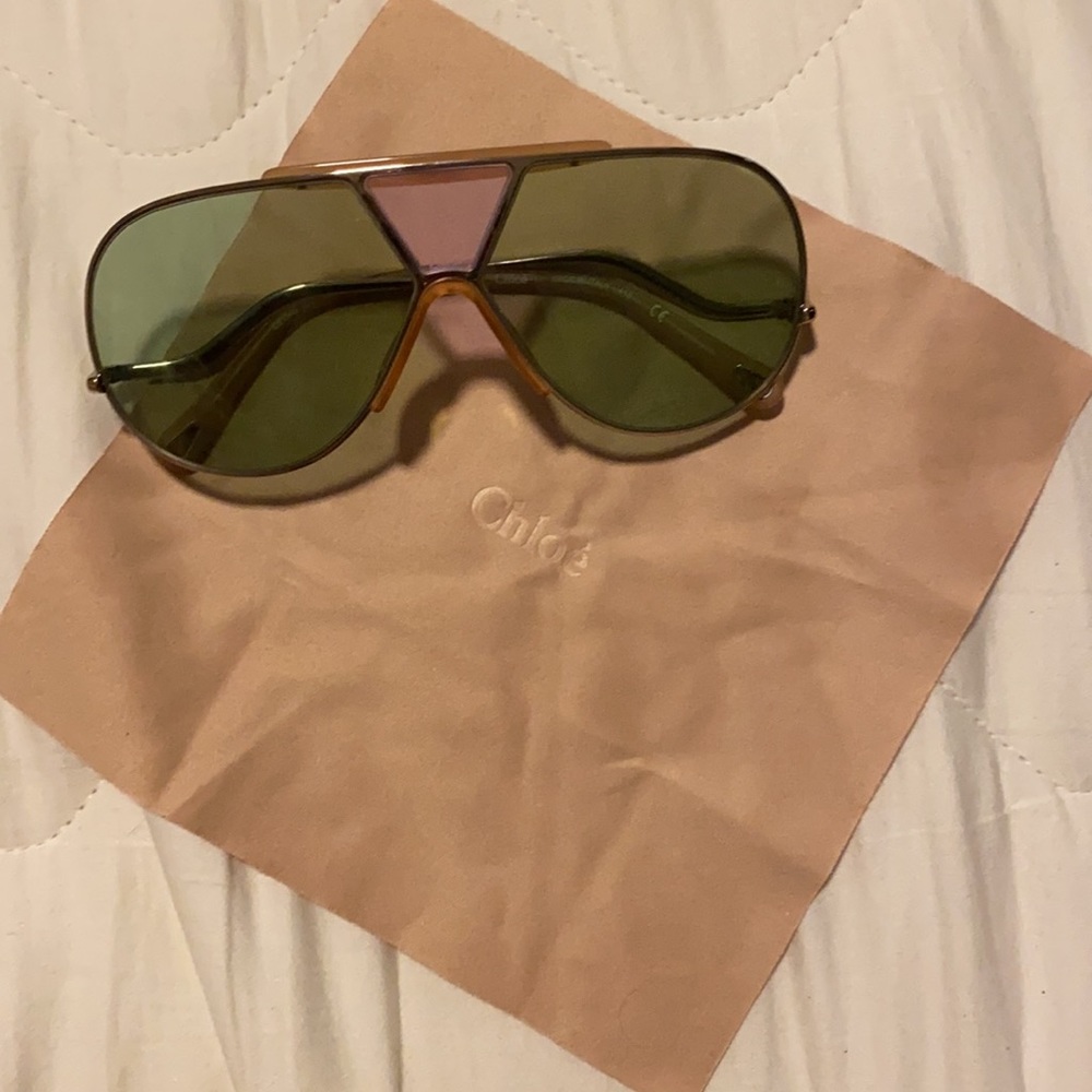 Chloe sunglasses with case